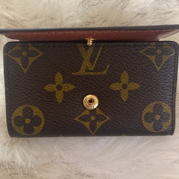 ✔️LOUIS VUITTON Vintage Monogram Key Holder - Picture 2 of 13